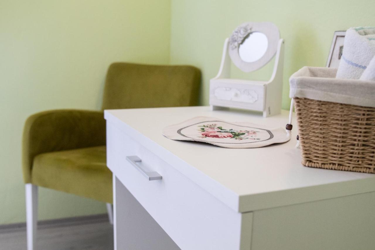 Apartment Jelena Molunat Esterno foto